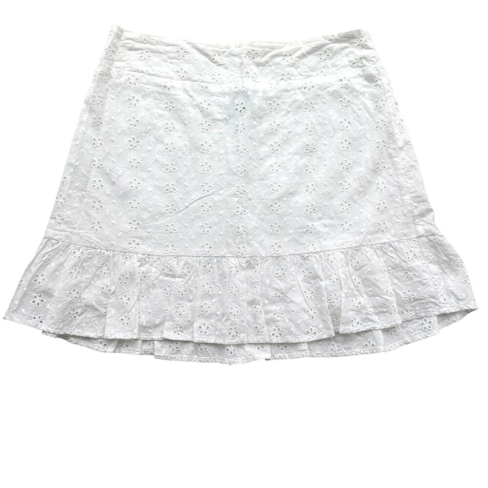 Kendall & Kylie Eyelet Floral Mini Skirt Women’s Size Small Coquette